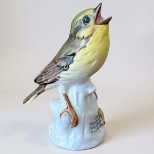 Vintage 1970s Goebel Bird Figurine Wood Warbler Hand Painted Porcelain 38028